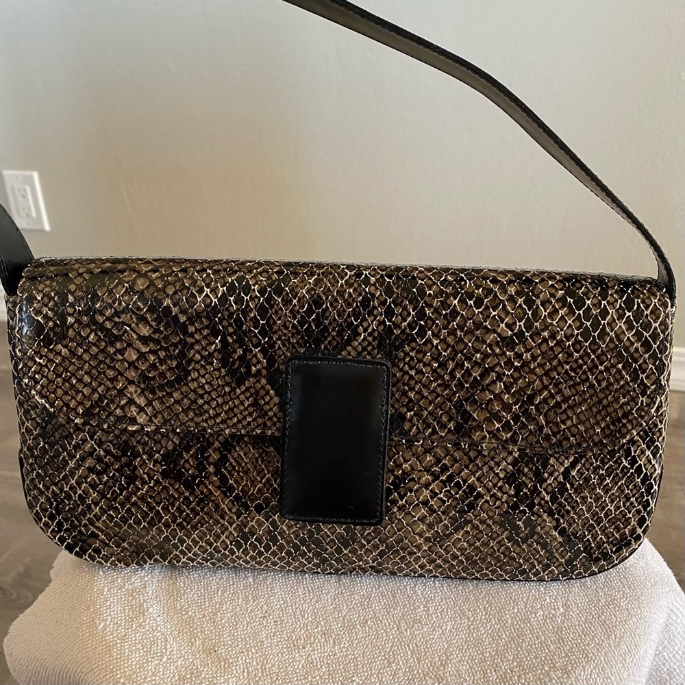 EUC M. London leather purse